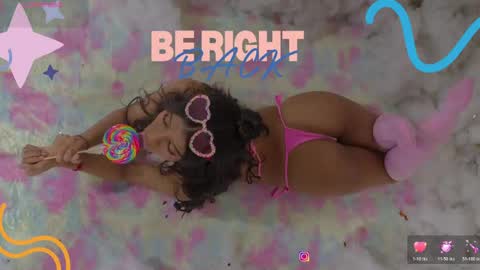 sweetviolet___ online show from 04/28/26, 12:10