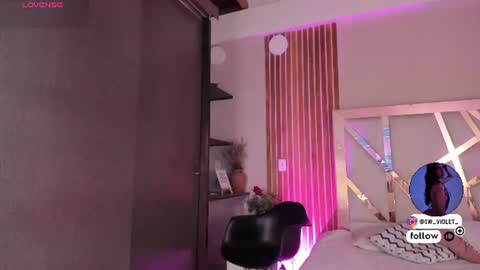 sweetviolet___ online show from 06/17/26, 12:07