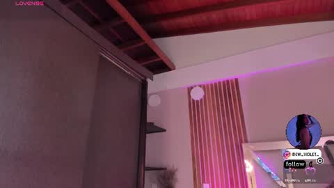 sweetviolet___ online show from 06/26/26, 11:58