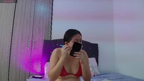 Snapshot of sweetx__mia chatting on 07/04/26, 06:14 Mia online show from 07/04/26, 06:14