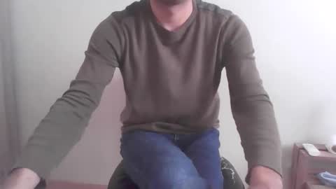 Snapshot of sweety_boy21 chatting on 01/20/25, 09:56 sweety_boy21 online show from 01/20/25, 09:56