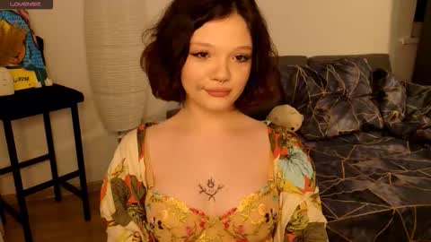 Snapshot of sweety_cheeky chatting on 02/24/26, 02:09 Ineta online show from 02/24/26, 02:09