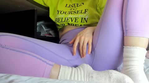Snapshot of sweety_cum chatting on 01/01/25, 11:07 Mia online show from 01/01/25, 11:07