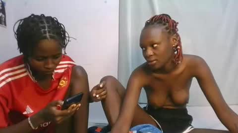 sweety_petite online show from 12/05/25, 09:51