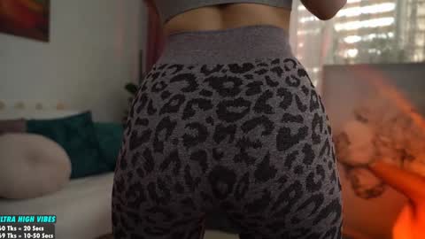 Katerina online show from 01/12/25, 01:05