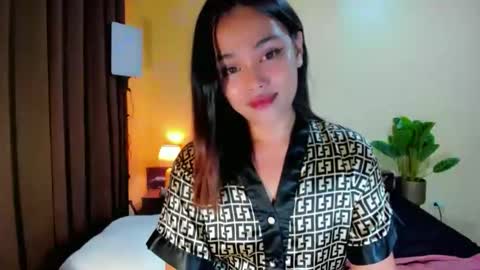 Snapshot of sweety_shane chatting on 05/15/26, 05:53 sweety_shane online show from 05/15/26, 05:53