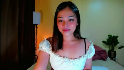 Snapshot of sweety_shane chatting on 05/20/26, 04:35 sweety_shane online show from 05/20/26, 04:35