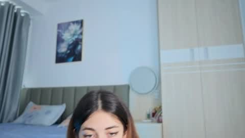 Vikky online show from 05/09/26, 12:05
