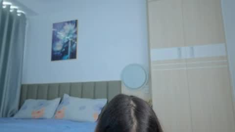 Vikky online show from 05/23/26, 12:05