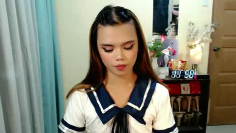 Snapshot of sweetytrannygirlxx chatting on 04/27/26, 03:59 Megan online show from 04/27/26, 03:59