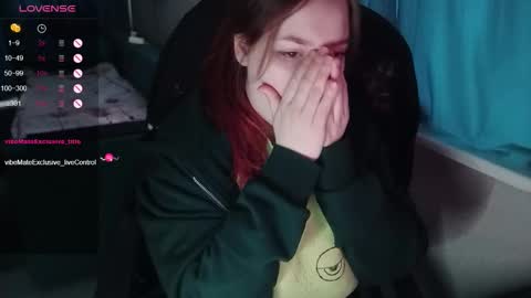 Snapshot of sweetyyfox chatting on 03/12/26, 11:27 Fox online show from 03/12/26, 11:27