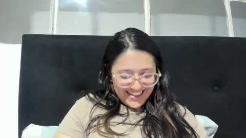 Snapshot of sweetyypeach chatting on 01/21/25, 02:11 sweetyypeach online show from 01/21/25, 02:11