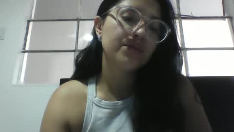 Snapshot of sweetyypeach chatting on 02/13/25, 01:15 sweetyypeach online show from 02/13/25, 01:15