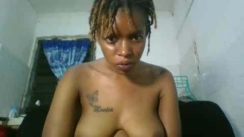 Snapshot of sweetz_candice chatting on 03/29/26, 08:31 sweetz_candice online show from 03/29/26, 08:31