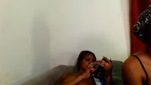Snapshot of sweetz_candice chatting on 05/03/26, 06:03 sweetz_candice online show from 05/03/26, 06:03