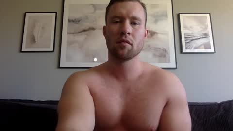 Snapshot of swekingxx chatting on 02/17/25, 12:48 swekingxx online show from 02/17/25, 12:48