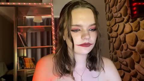 sweptaway_cleo online show from 10/31/25, 11:11