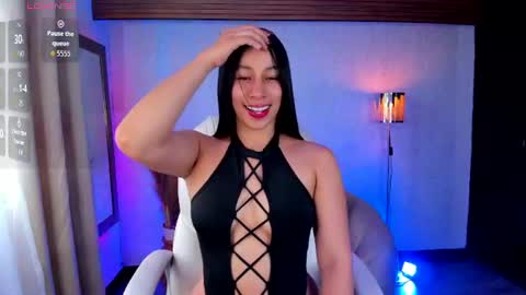 Snapshot of swet_bunnyx_ chatting on 06/18/26, 08:24 sweet online show from 06/18/26, 08:24