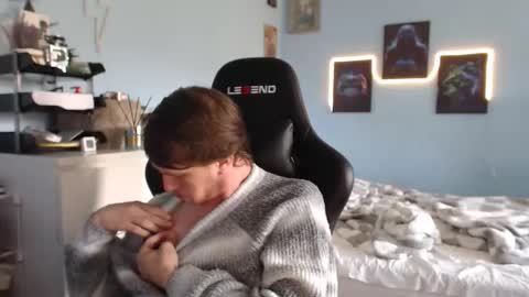 CAT online show from 04/22/26, 07:33