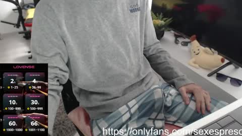 Snapshot of swetlittleboy4u chatting on 05/14/26, 05:25 SwetLittleBoy4u online show from 05/14/26, 05:25
