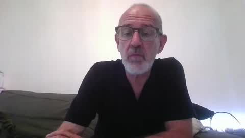 swimmi70 online show from 05/31/26, 06:04