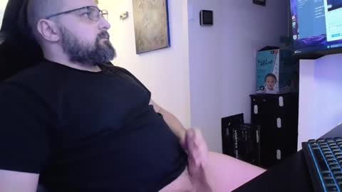 Snapshot of swissman1870 chatting on 02/03/25, 03:49 swissman1870 online show from 02/03/25, 03:49