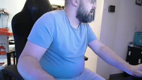 Snapshot of swissman1870 chatting on 02/24/25, 04:04 swissman1870 online show from 02/24/25, 04:04