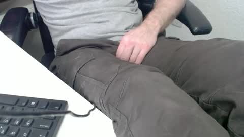 Snapshot of swisstom72 chatting on 02/16/26, 09:11 swisstom72 online show from 02/16/26, 09:11