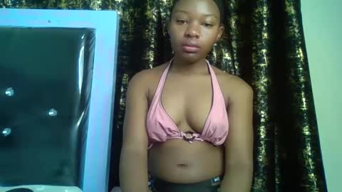 Snapshot of swit_candy chatting on 02/11/26, 12:37 Candy online show from 02/11/26, 12:37