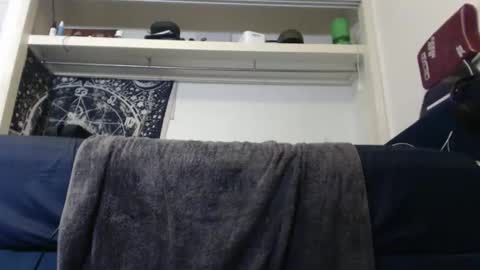 Snapshot of switchred chatting on 10/18/25, 11:33 Switchred online show from 10/18/25, 11:33