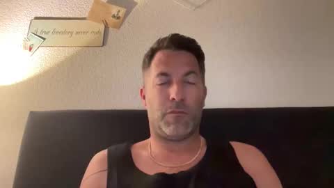 Luca and Kira online show from 05/31/26, 02:02