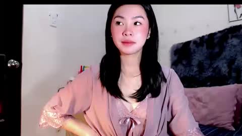 Holly online show from 01/16/26, 12:03