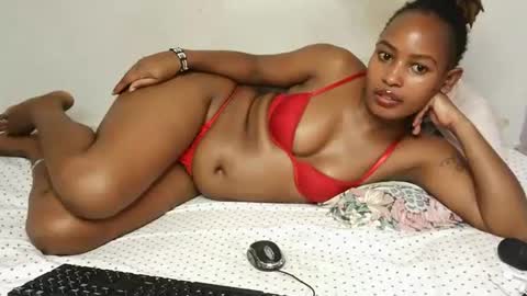 Snapshot of swt_bby chatting on 04/29/26, 05:55 swt_bby online show from 04/29/26, 05:55