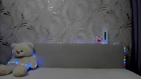 Ana online show from 02/09/25, 01:33