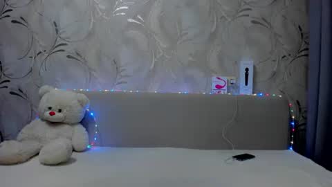 Ana online show from 02/12/25, 02:35