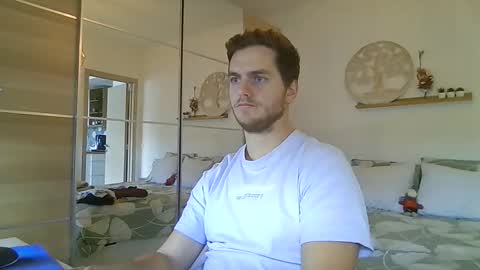 syl092 online show from 11/17/25, 01:06