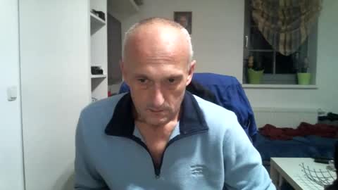 Snapshot of sylverstart92 chatting on 01/02/25, 05:50 sylverstart92 online show from 01/02/25, 05:50