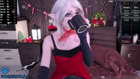 Sylvie online show from 12/25/24, 12:05