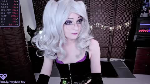 Sylvie online show from 01/12/25, 12:49