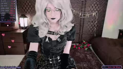 Sylvie online show from 02/23/25, 10:09