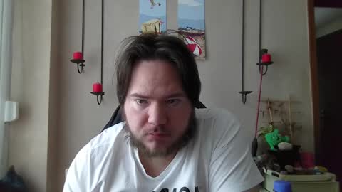 Snapshot of sympon1e chatting on 02/04/26, 09:15 sympon1e online show from 02/04/26, 09:15