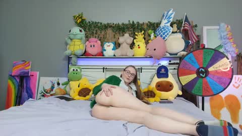 Jennah online show from 11/28/25, 02:36