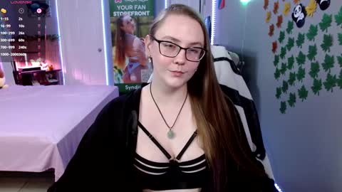 Snapshot of syndica chatting on 01/09/26, 12:13 Jennah online show from 01/09/26, 12:13