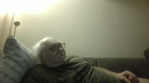 synek65 online show from 12/15/24, 09:20