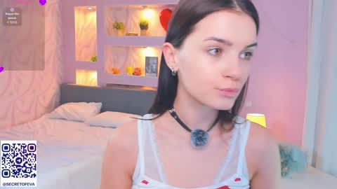 Eva online show from 11/12/25, 07:13