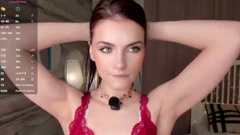 Snapshot of synne_glows chatting on 07/05/26, 07:04 Eva online show from 07/05/26, 07:04