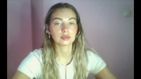 Snapshot of syrami chatting on 06/30/26, 06:36 syrami online show from 06/30/26, 06:36