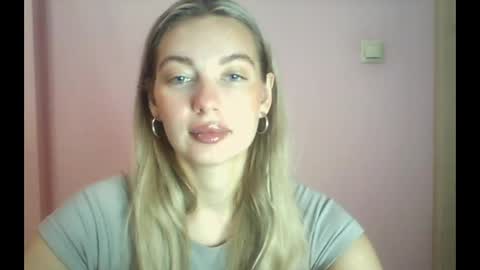 Snapshot of syrami chatting on 07/27/26, 02:24 syrami online show from 07/27/26, 02:24