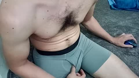 t0ny_cawk online show from 12/15/25, 01:10