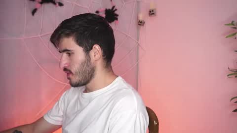 t0ny_wylie online show from 10/20/25, 09:48